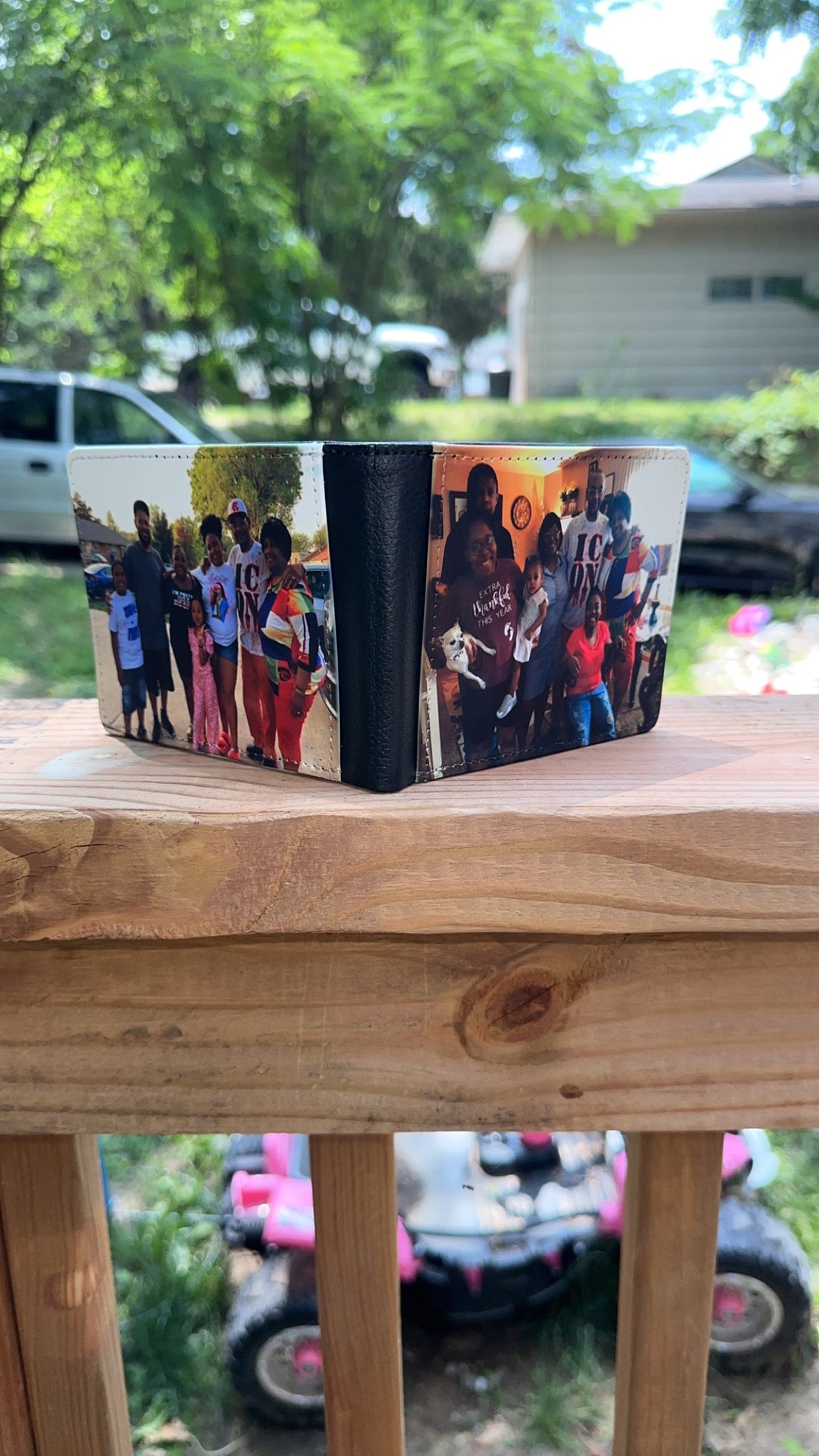 Picture wallets