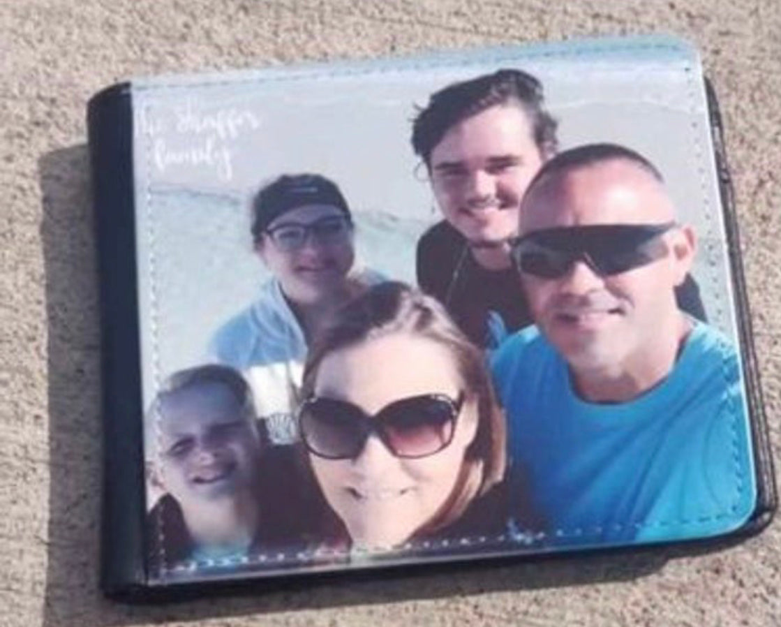 Picture wallets